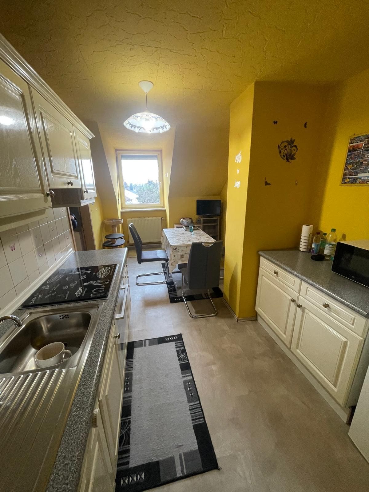 d090c96a-5acb-43e9-9151-17c200f34e49